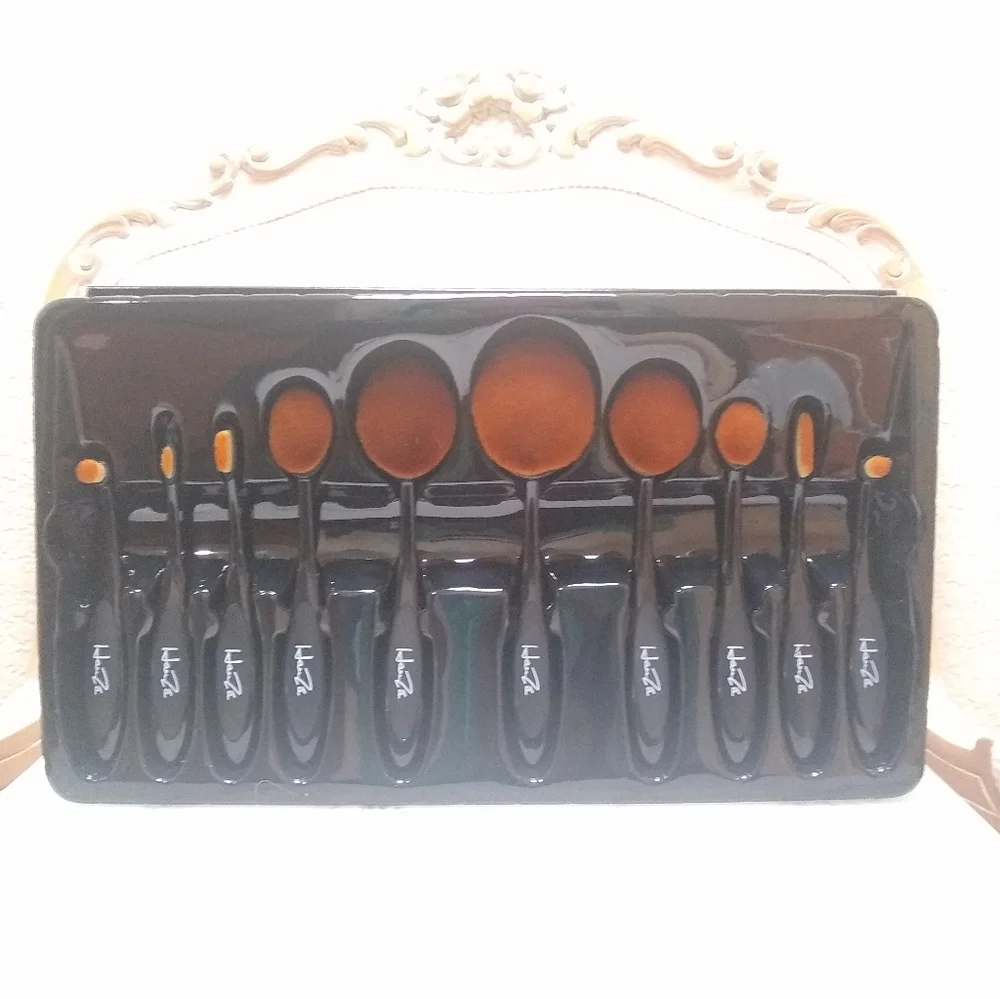 Professional Series Oval Paddle Makeup Brush Set